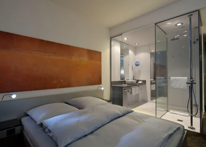 Wyndham Frankfurt Niederrad Otel 4*